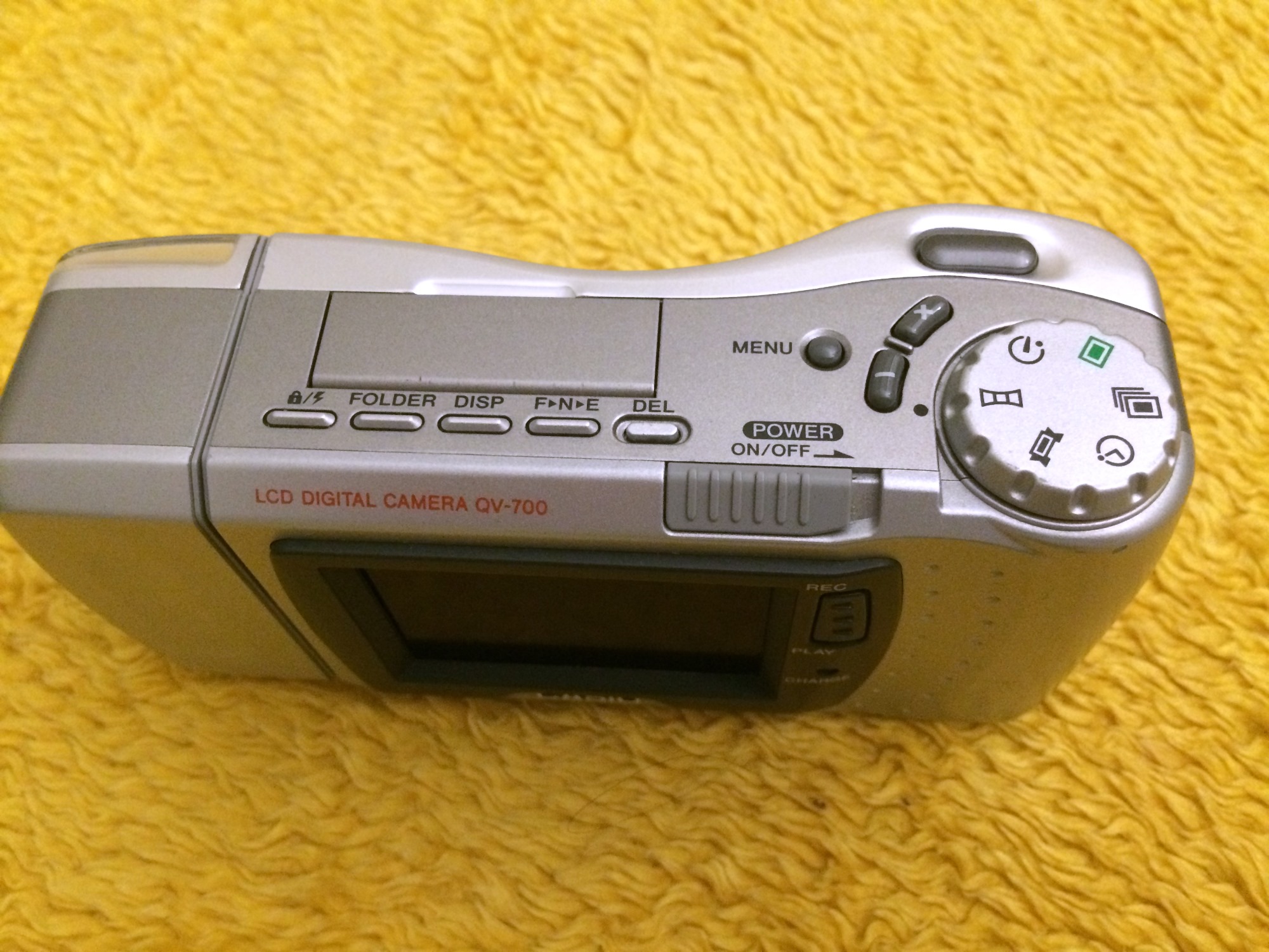 SALE／100%OFF】 CASIO QV700 単3電池駆動 本体のみ ジャンク 専用ケース付き