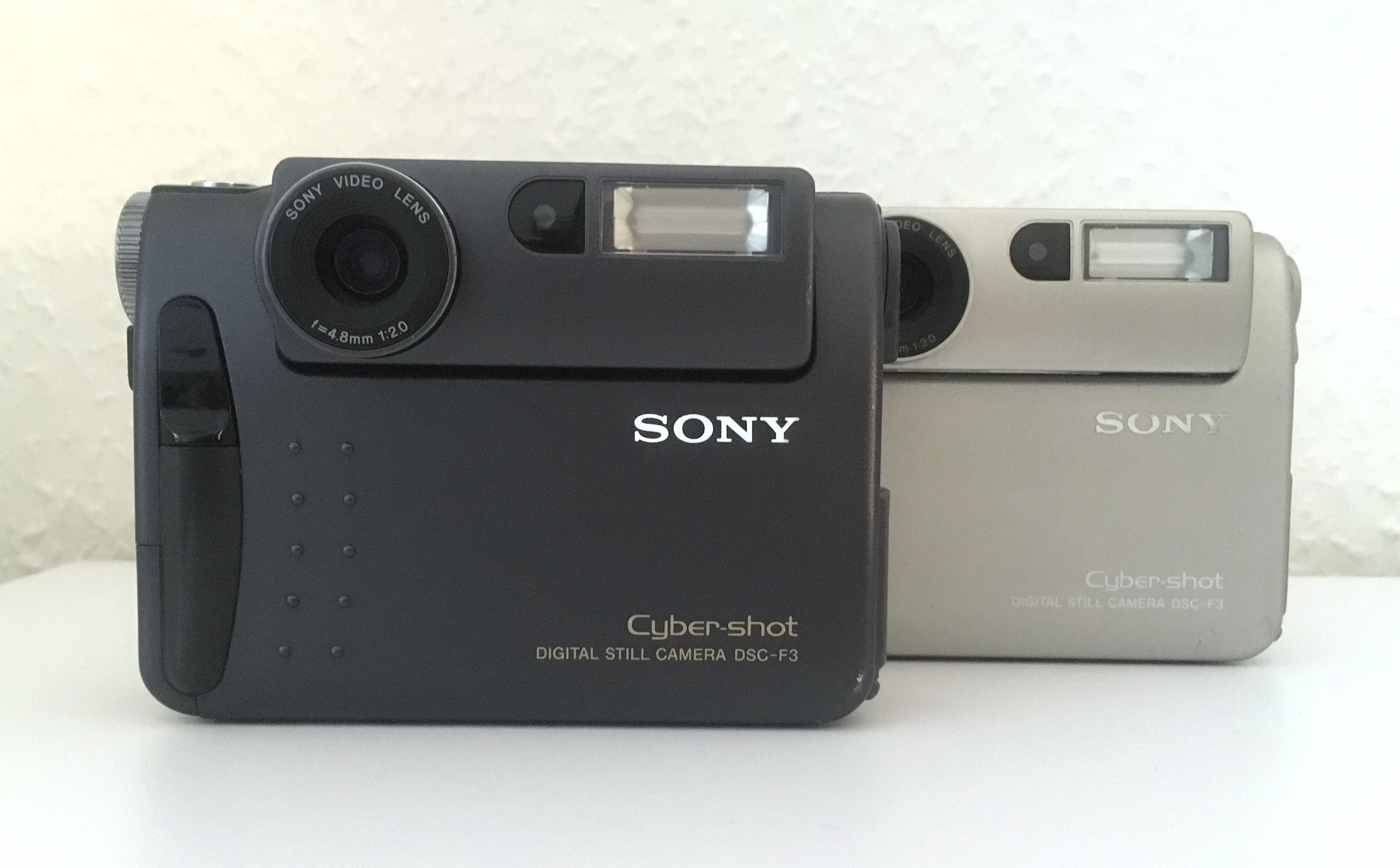 Sony DSC-F3